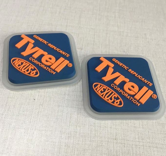 Giyim Konfeksiyon Silikon 3D Yama Logo Baskılı Silikon Etiket